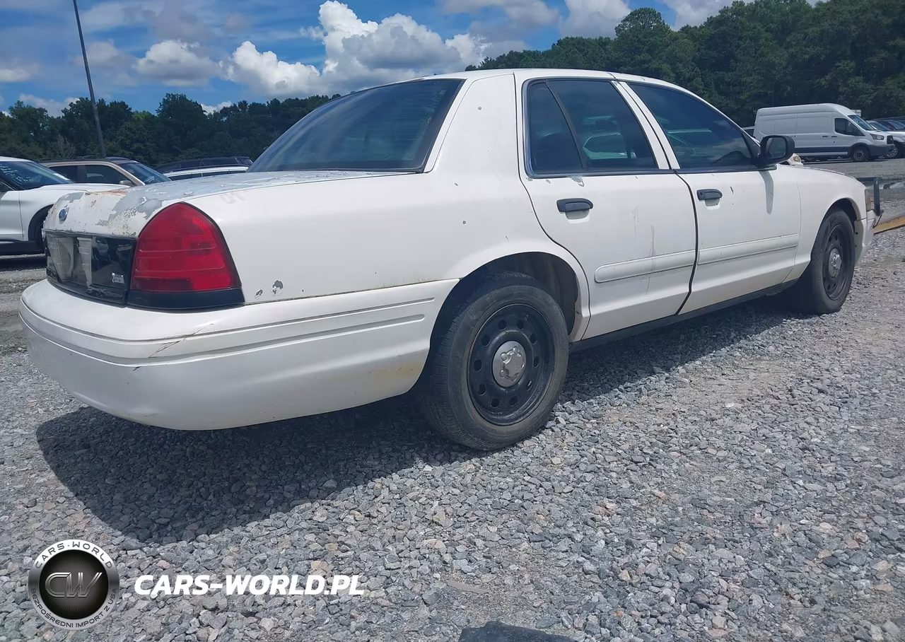 2008 Ford Crown Victoria Police-Police Interceptor VIN:2FAFP71V28X128493 - 4