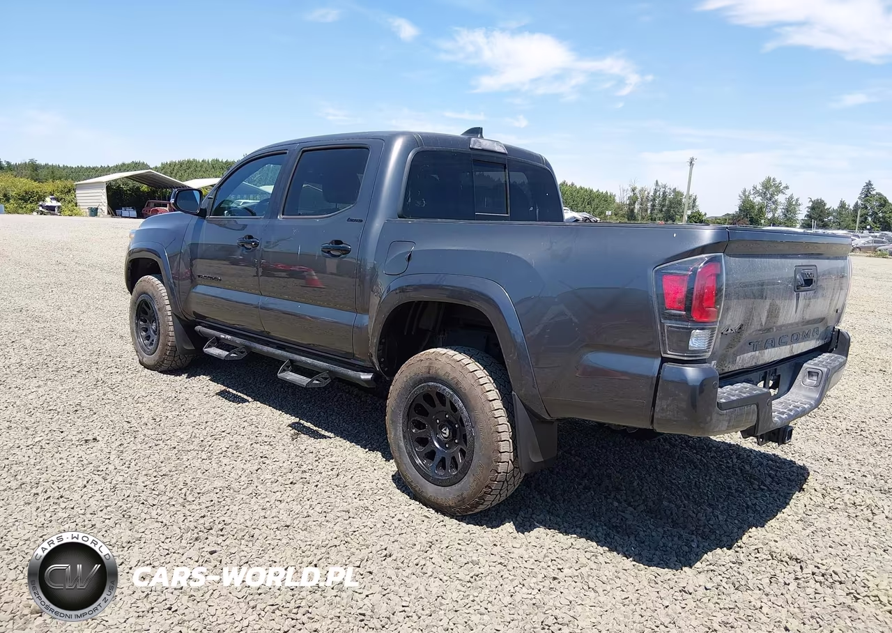 2021 Toyota Tacoma Limited VIN:3TYGZ5AN5MT016147 - 3