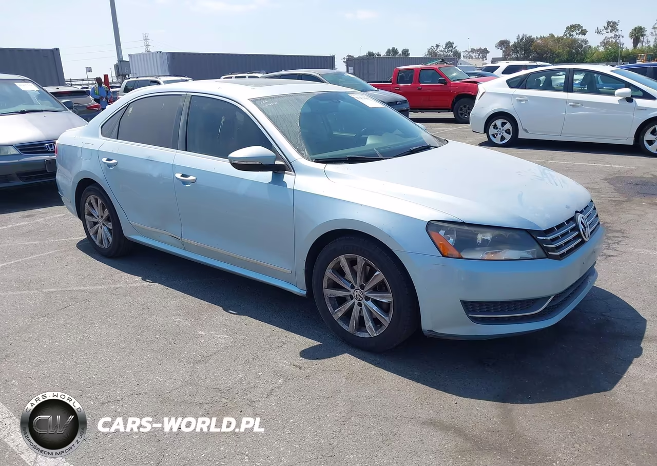 2012 Volkswagen Passat 2.5L Sel – zdjęcie 1 z 11