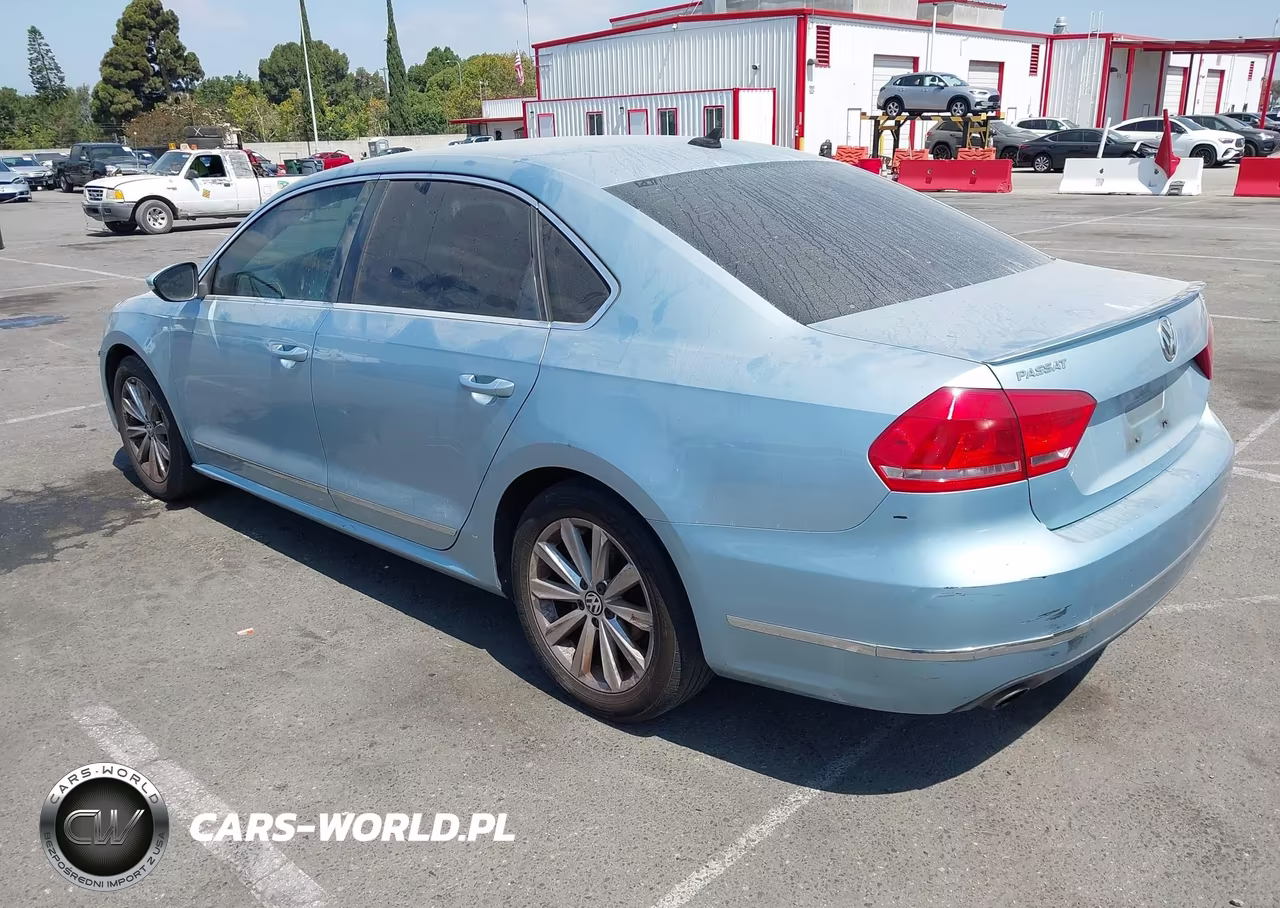 2012 Volkswagen Passat 2.5L Sel VIN:1VWCP7A34CC034341 - 3