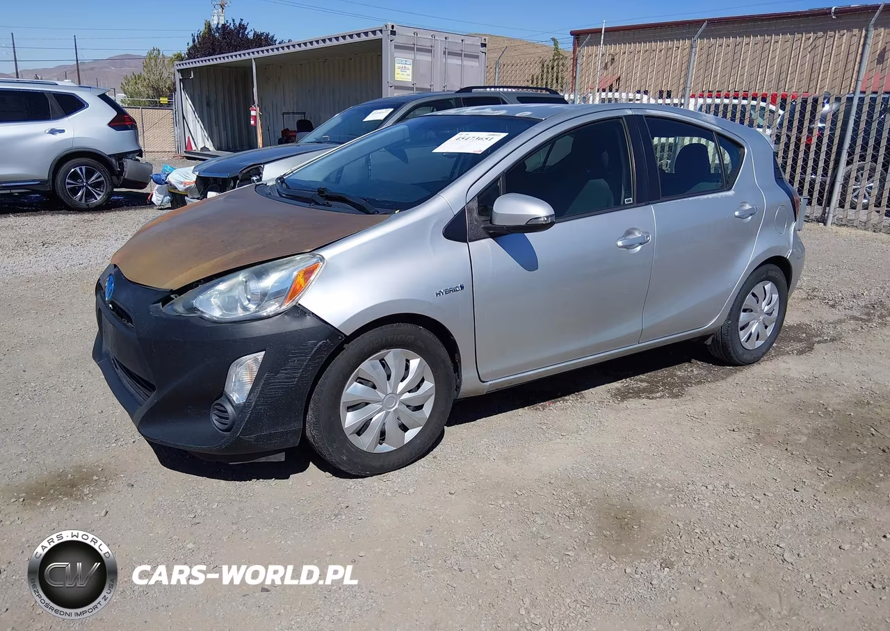 2015 Toyota Prius C Two VIN:JTDKDTB38F1586195 - 2