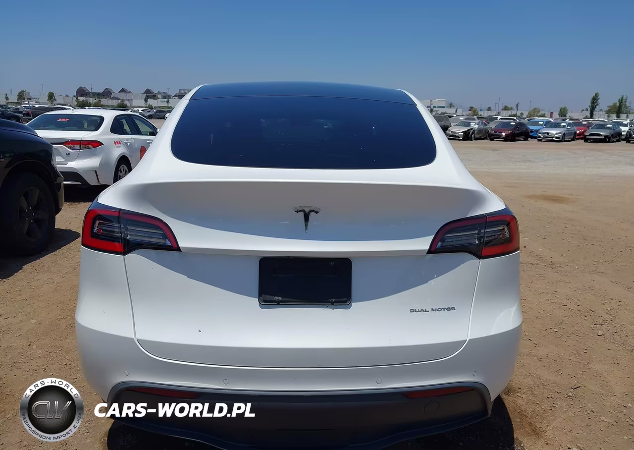 2020 Tesla Model Y Long Range Dual Motor All-Wheel Drive VIN:5YJYGDEE5LF052577 - 16