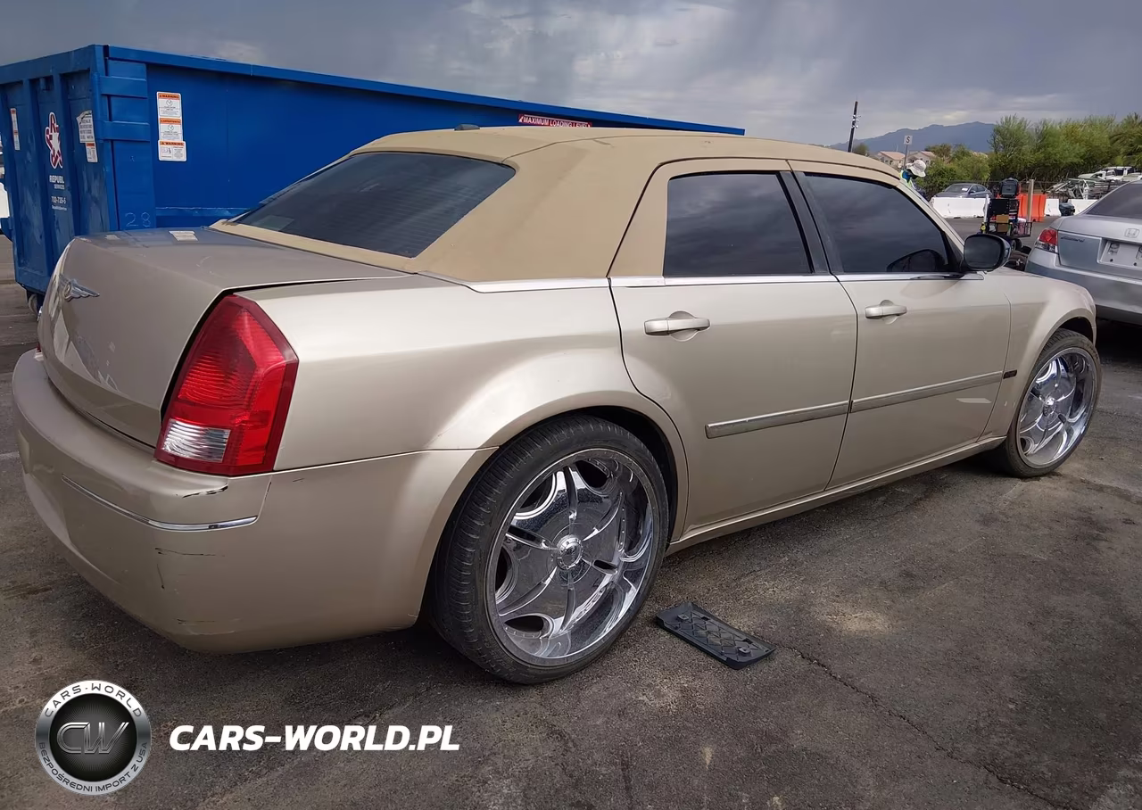 2006 Chrysler 300 Touring VIN:2C3LA53G16H400335 - 4