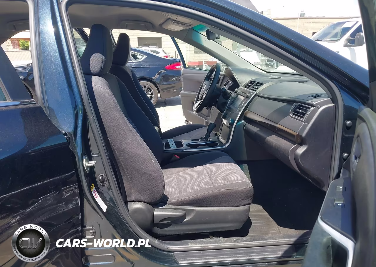2017 Toyota Camry Le VIN:4T1BF1FK4HU355663 - 5