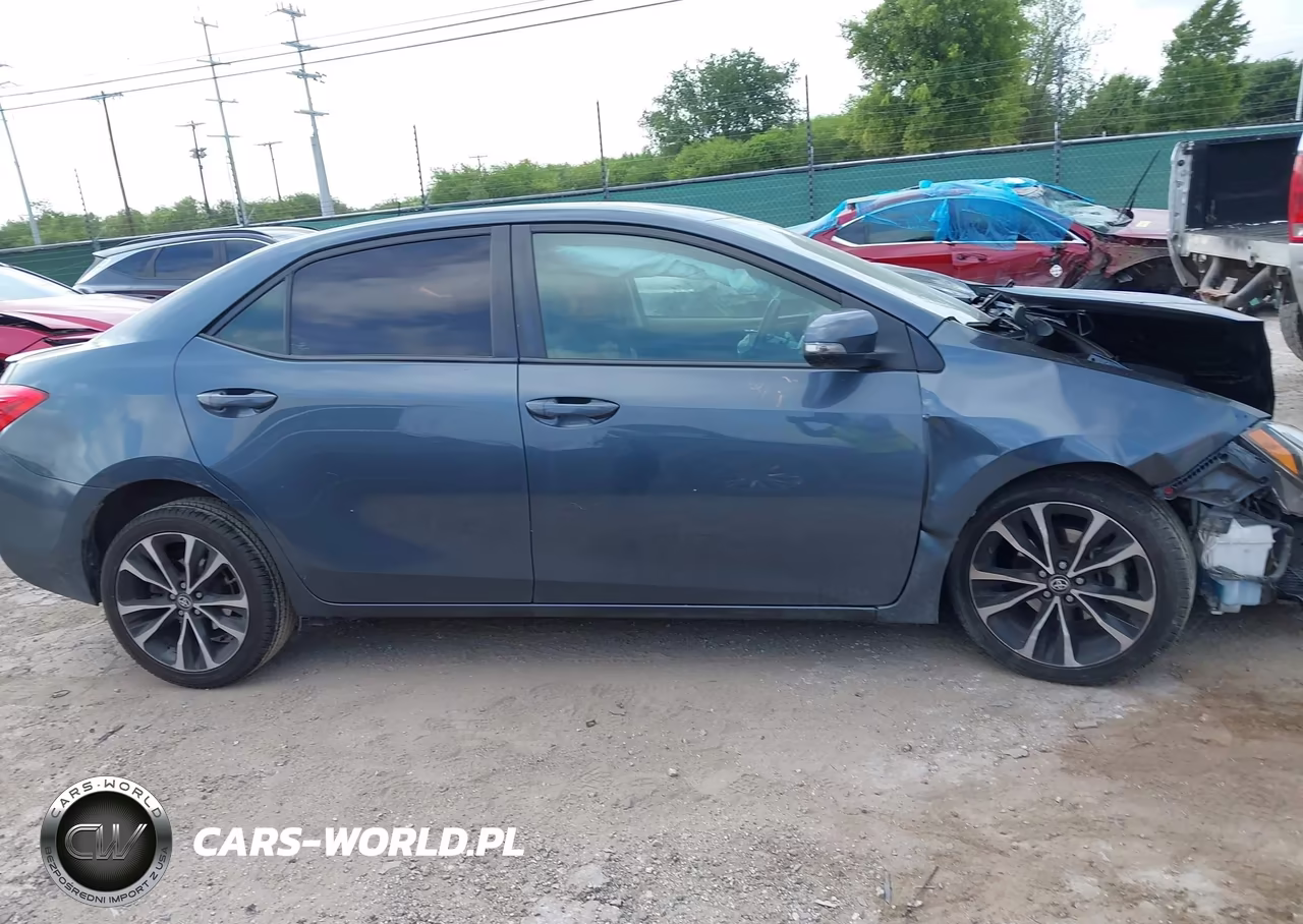 2018 Toyota Corolla Se VIN:2T1BURHE0JC041561 - 14
