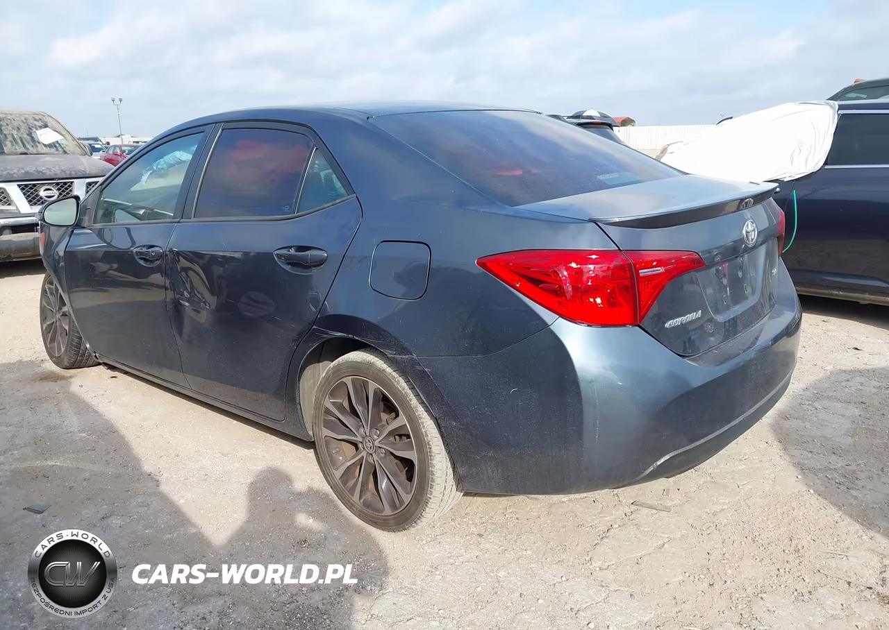 2018 Toyota Corolla Se VIN:2T1BURHE0JC041561 - 3