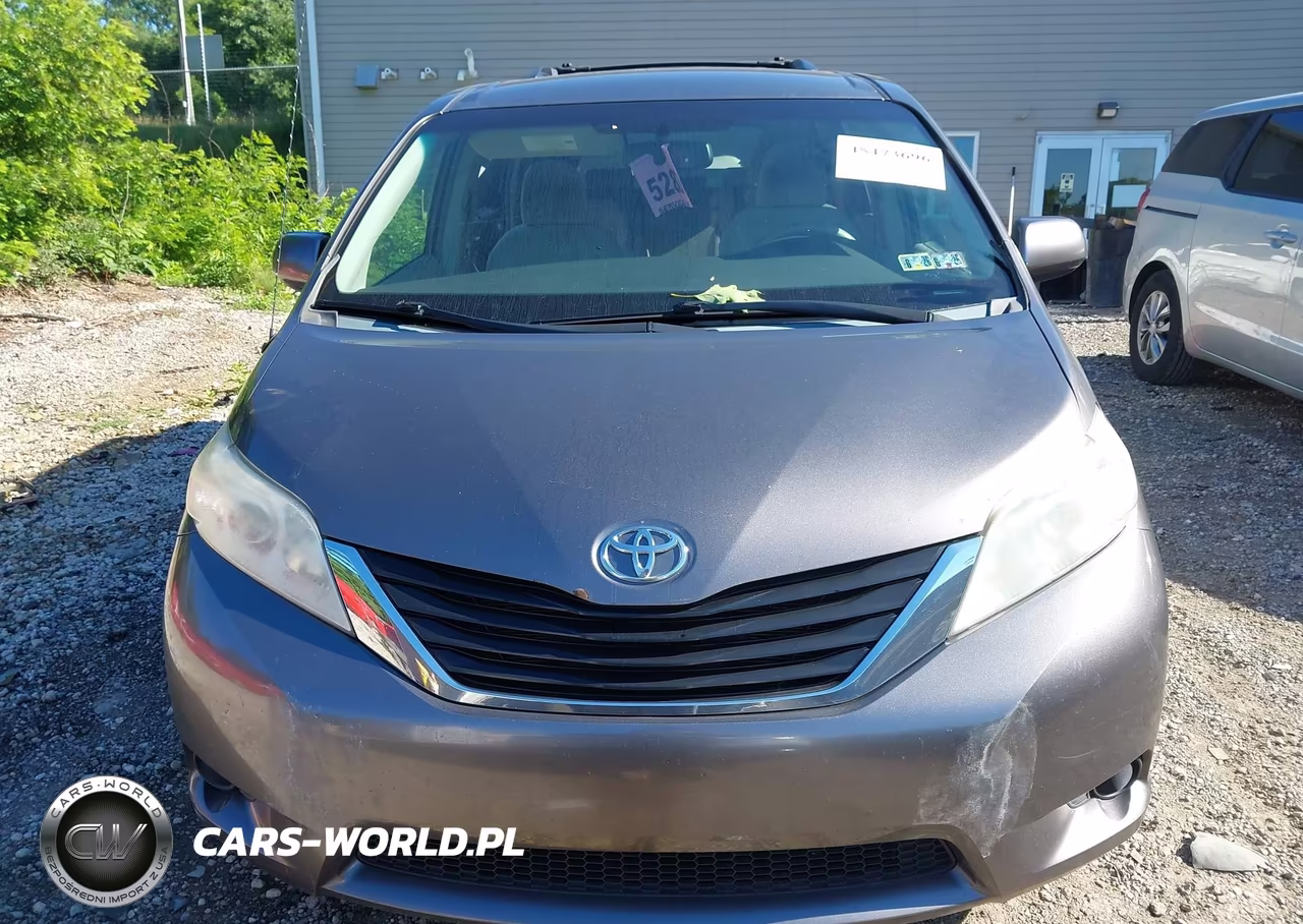 2013 Toyota Sienna Le V6 8 Passenger VIN:5TDKK3DC4DS398129 - 12