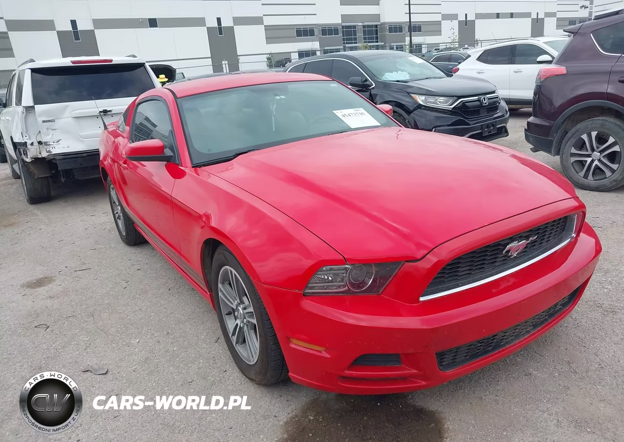 2013 Ford Mustang V6-V6 Premium – zdjęcie 1 z 16