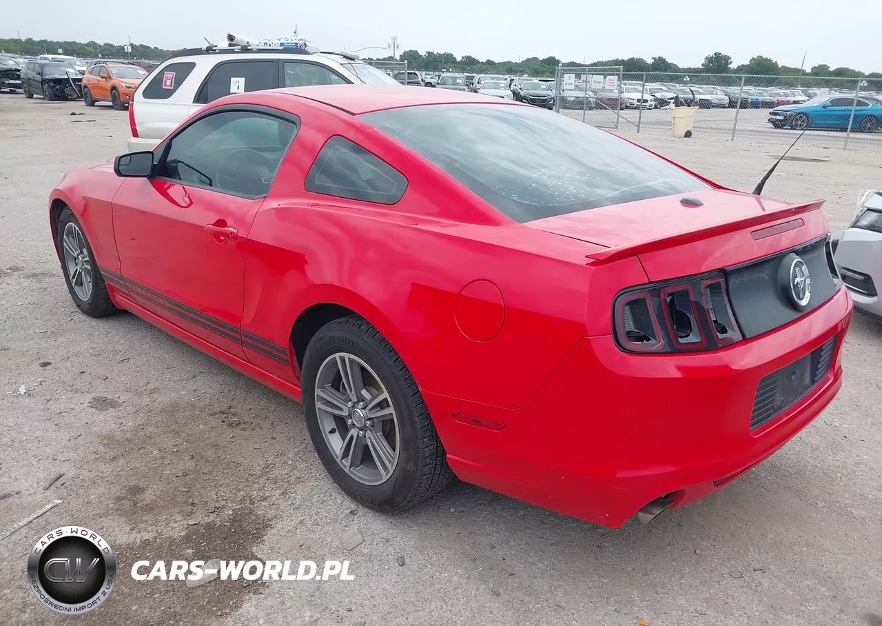 2013 Ford Mustang V6-V6 Premium VIN:1ZVBP8AM4D5227623 - 3