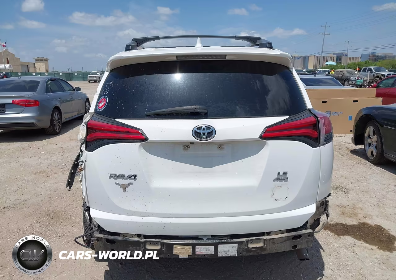 2018 Toyota Rav4 Le VIN:2T3BFREVXJW700850 - 17