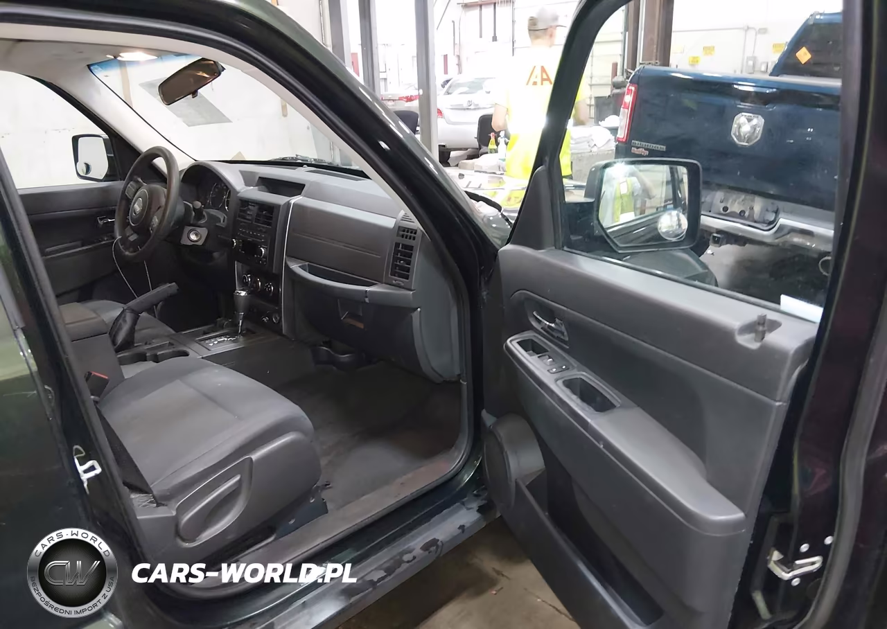 2011 Jeep Liberty Sport VIN:1J4PN2GK2BW510654 - 5