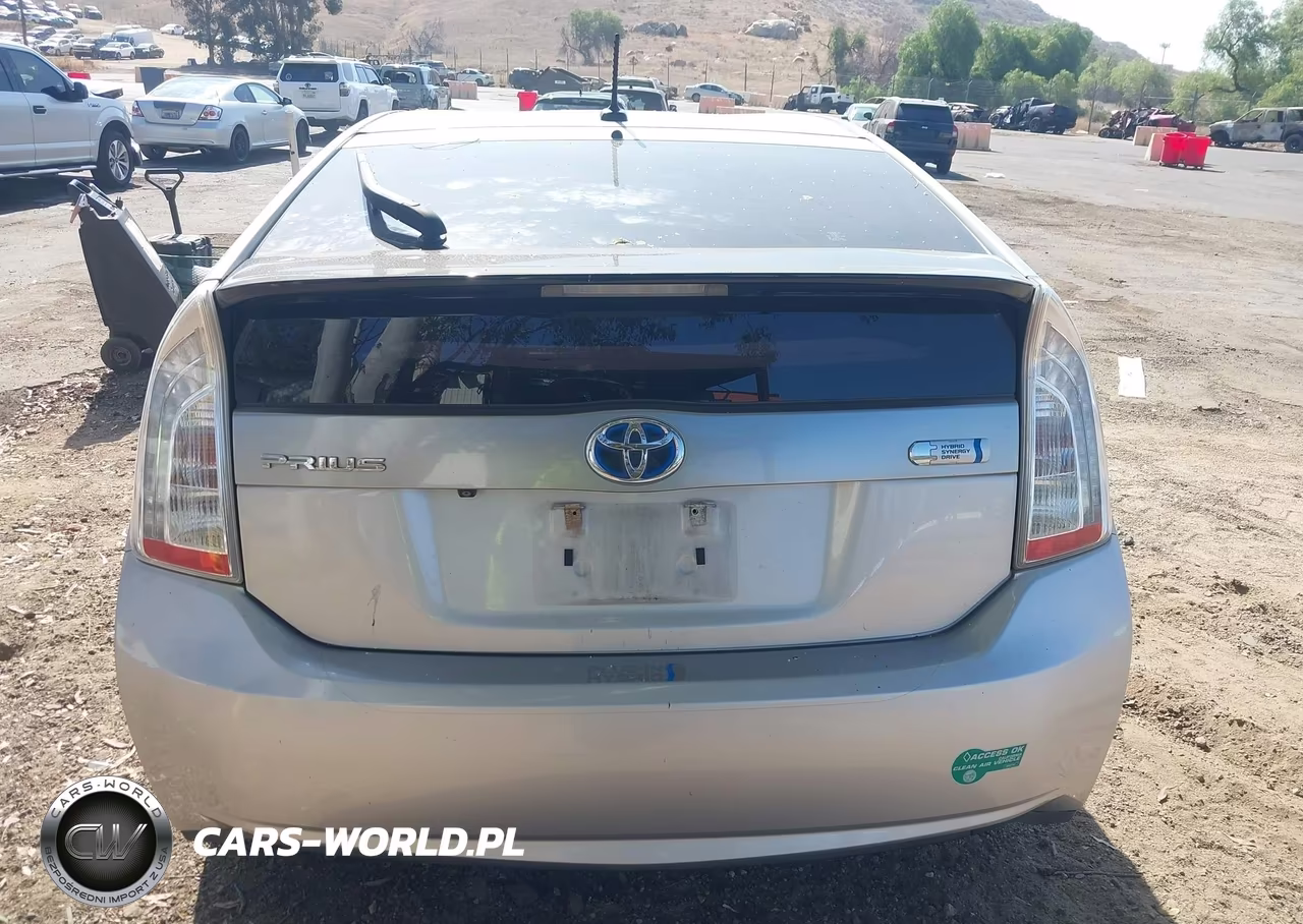 2014 Toyota Prius Plug-In VIN:JTDKN3DP9E3055300 - 16
