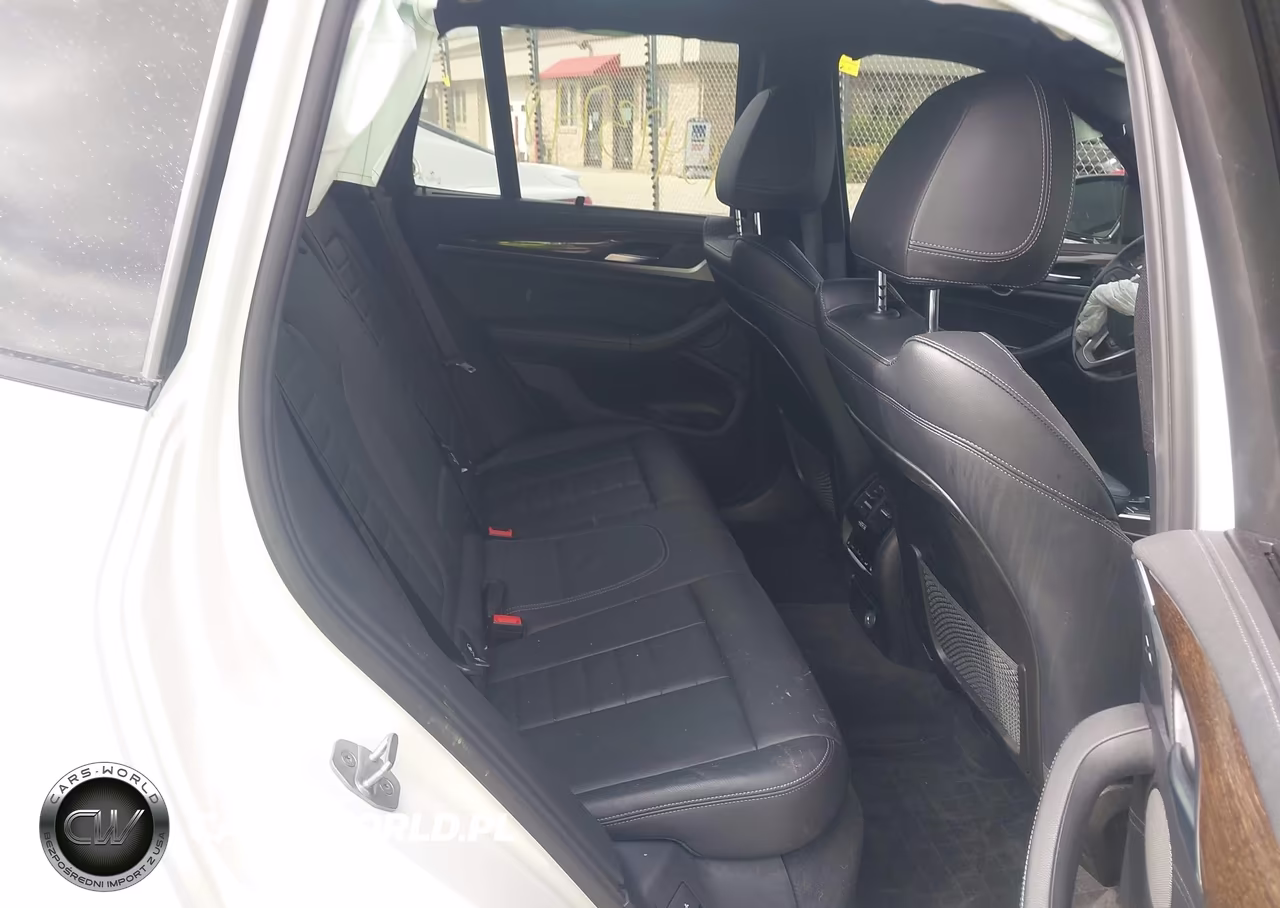 2018 BMW X3 M40I VIN:5UXTS3C50J0Z02096 - 8