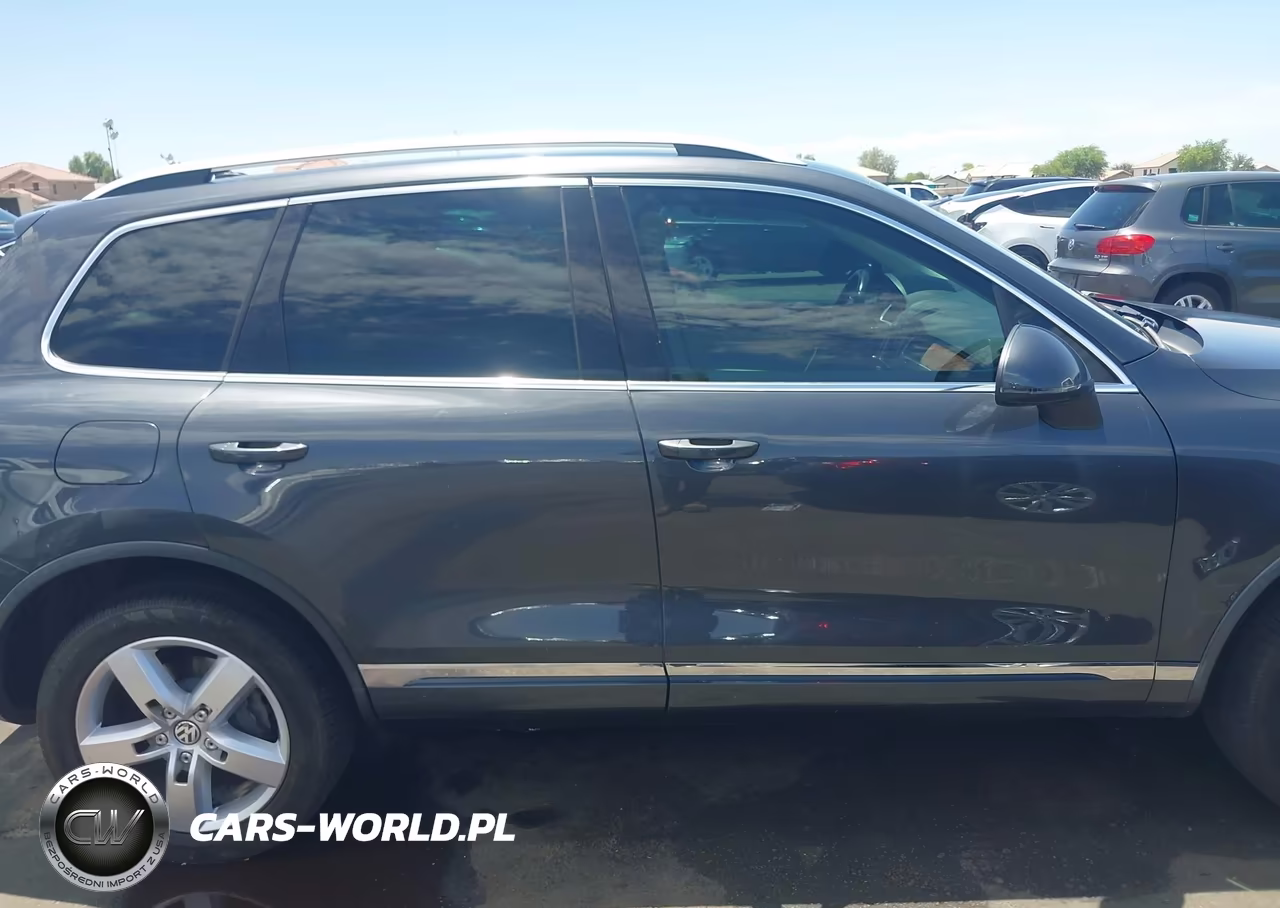 2011 Volkswagen Touareg Tdi Lux VIN:WVGFK9BP6BD004032 - 13