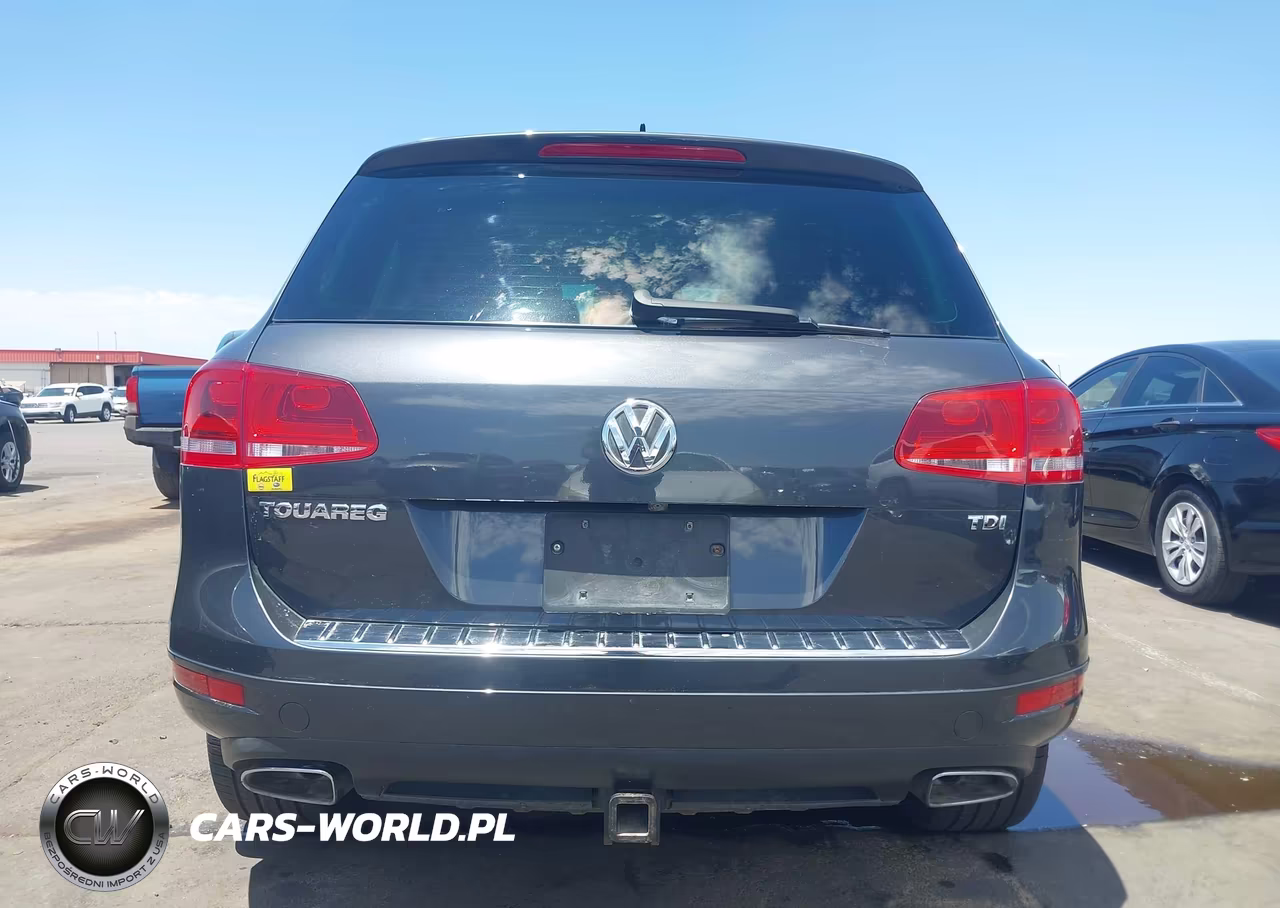 2011 Volkswagen Touareg Tdi Lux VIN:WVGFK9BP6BD004032 - 16