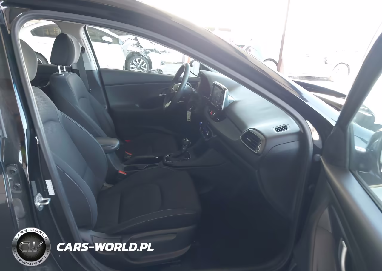 2018 Hyundai Elantra Gt VIN:KMHH35LE8JU013275 - 5