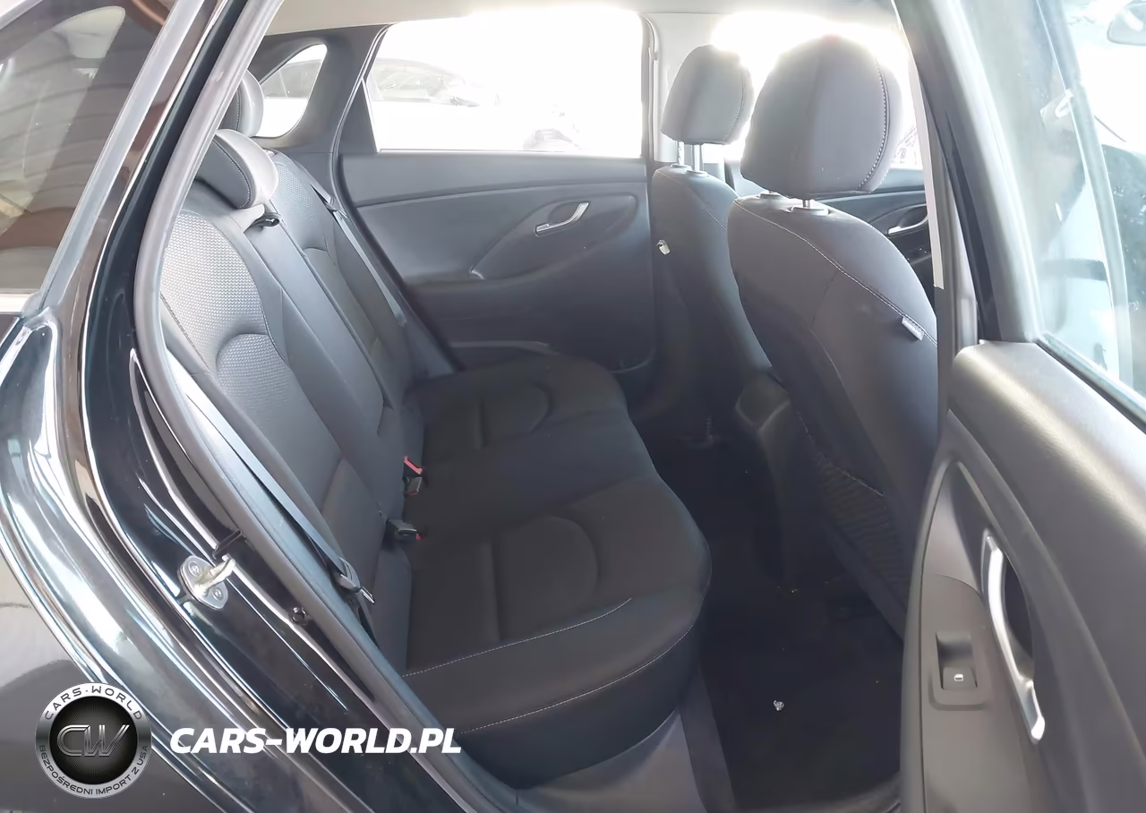 2018 Hyundai Elantra Gt VIN:KMHH35LE8JU013275 - 8