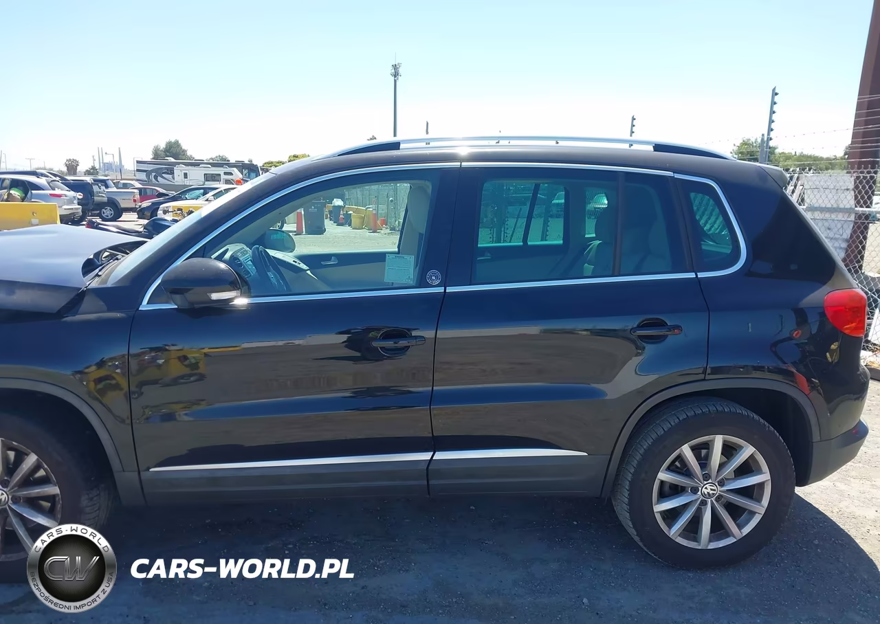 2017 Volkswagen Tiguan 2.0T Wolfsburg Edition VIN:WVGRV7AX6HK005387 - 15