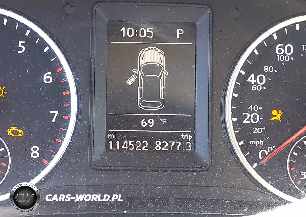 2017 Volkswagen Tiguan 2.0T Wolfsburg Edition VIN:WVGRV7AX6HK005387 - 16