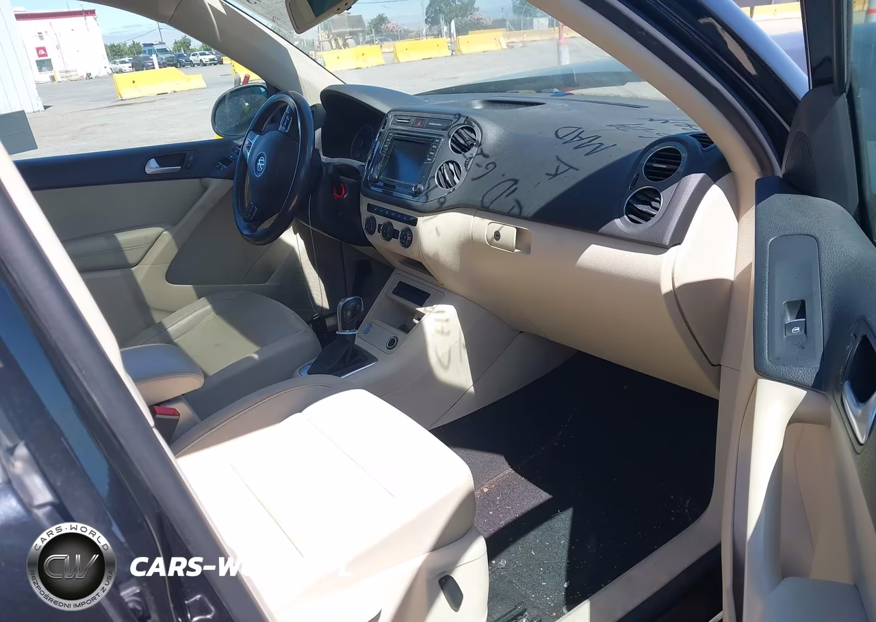 2017 Volkswagen Tiguan 2.0T Wolfsburg Edition VIN:WVGRV7AX6HK005387 - 5