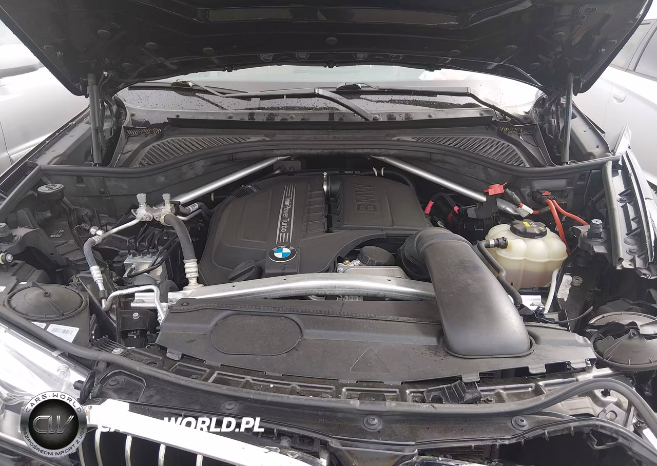 2017 BMW X5 xDrive35I VIN:5UXKR0C32H0V84562 - 10