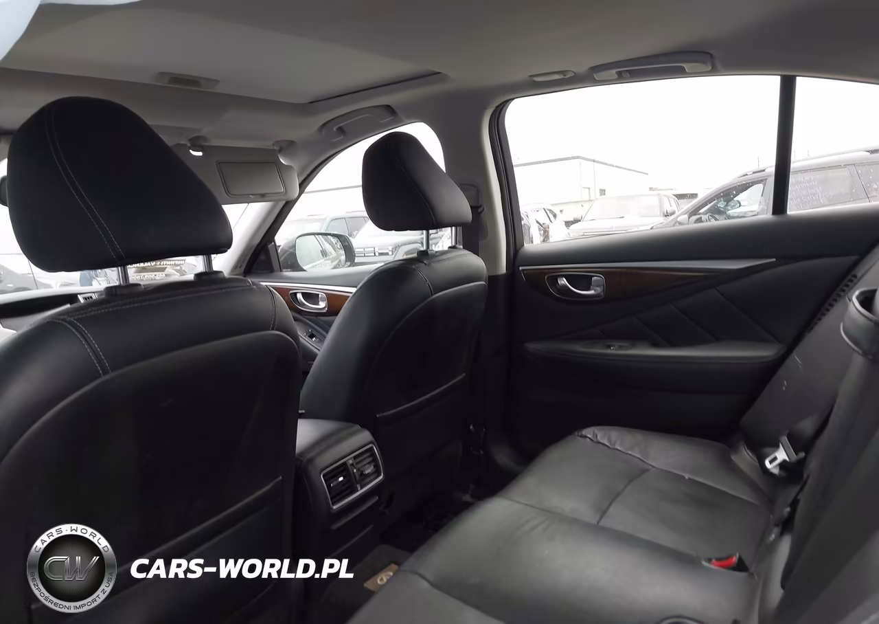 2015 Infiniti Q50 Hybrid Premium VIN:JN1AV7AP6FM790189 - 18