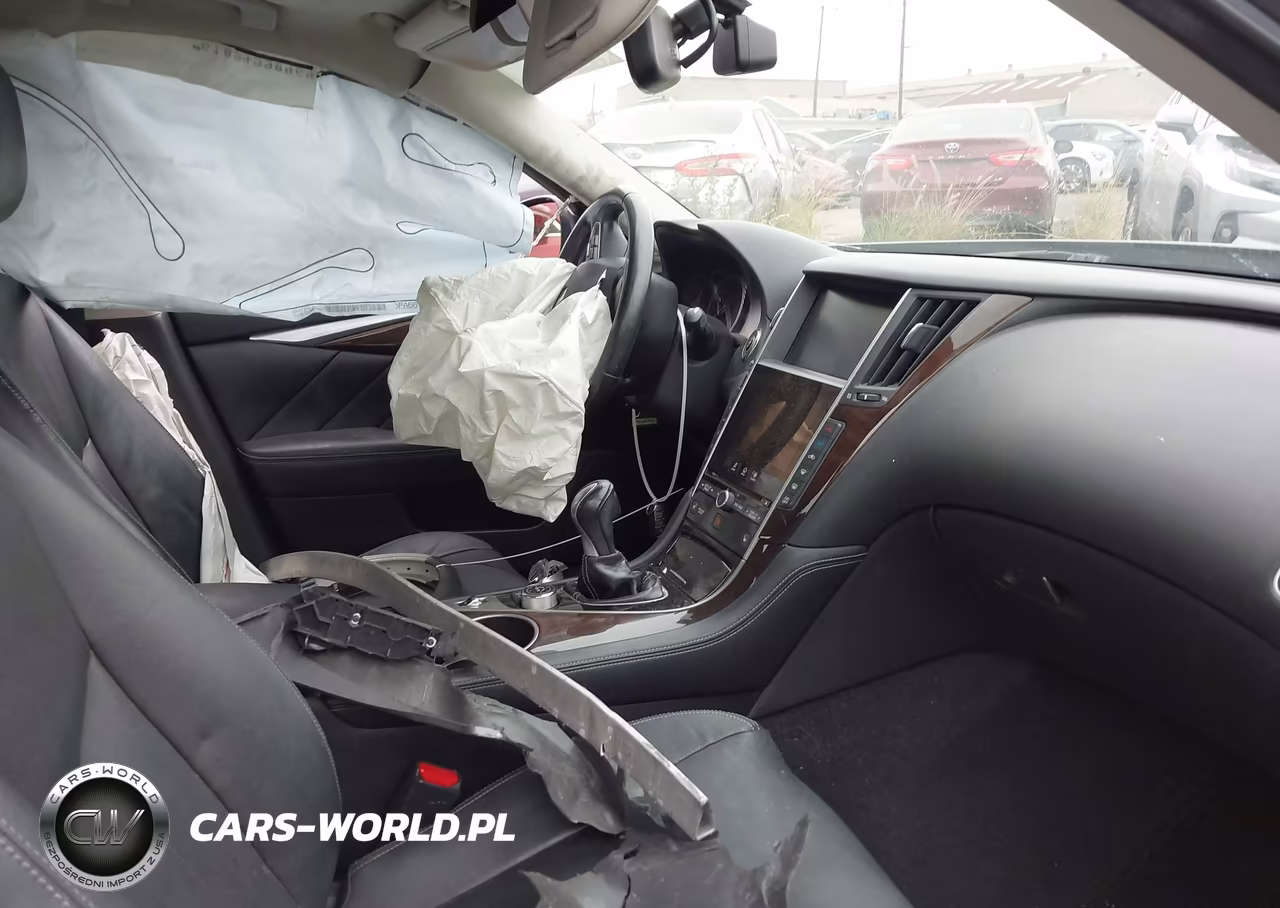 2015 Infiniti Q50 Hybrid Premium VIN:JN1AV7AP6FM790189 - 5