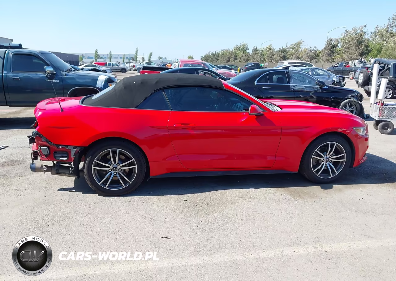 2017 Ford Mustang Ecoboost Premium VIN:1FATP8UHXH5272647 - 14
