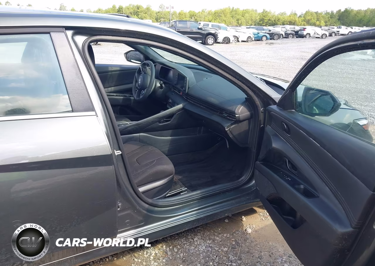 2026 Hyundai Elantra Sel Sport Premium VIN:KMHLS4DG9TU206187 - 5