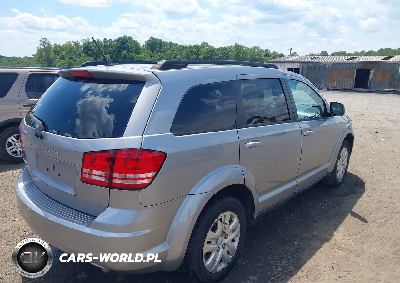 2017 Dodge Journey Se VIN:3C4PDCABXHT560594 - 4