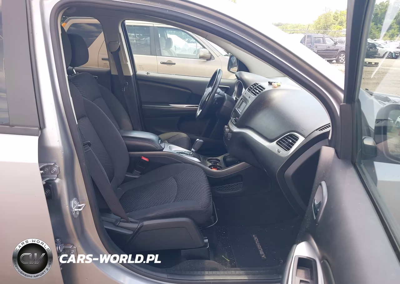 2017 Dodge Journey Se VIN:3C4PDCABXHT560594 - 5