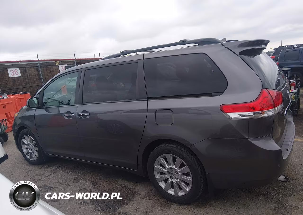 2012 Toyota Sienna Limited 7 Passenger VIN:5TDDK3DC8CS030771 - 14