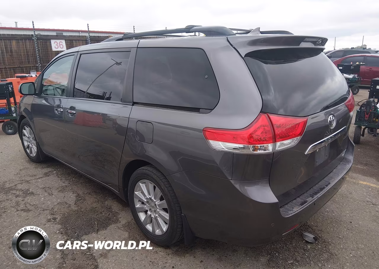 2012 Toyota Sienna Limited 7 Passenger VIN:5TDDK3DC8CS030771 - 3
