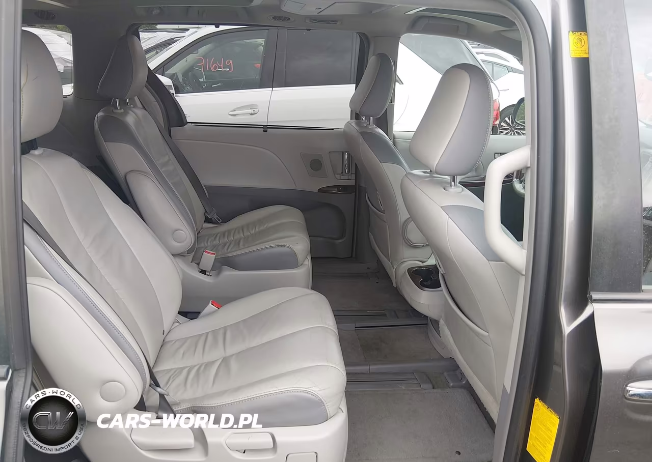 2012 Toyota Sienna Limited 7 Passenger VIN:5TDDK3DC8CS030771 - 8