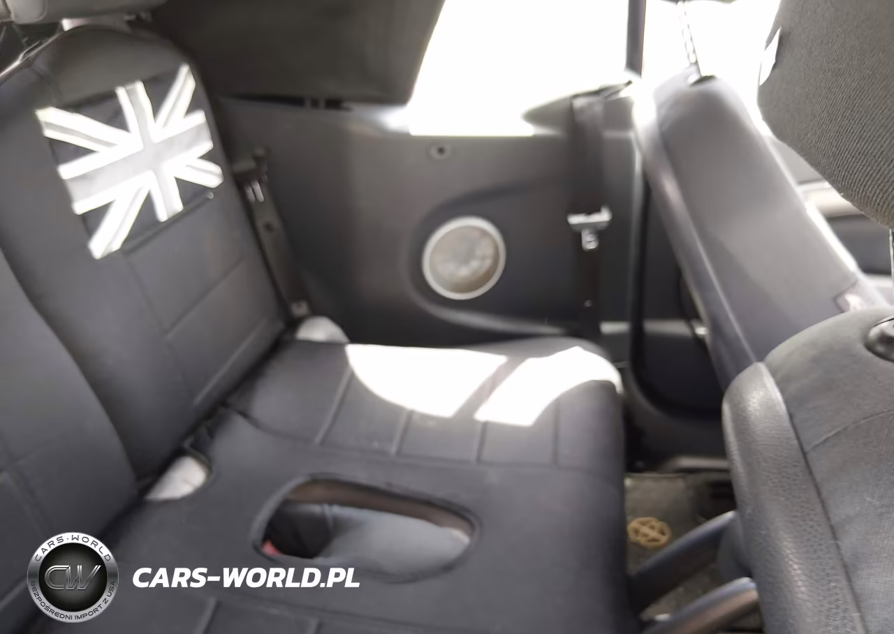 2008 Mini Cooper S VIN:WMWRH33588TU80725 - 8
