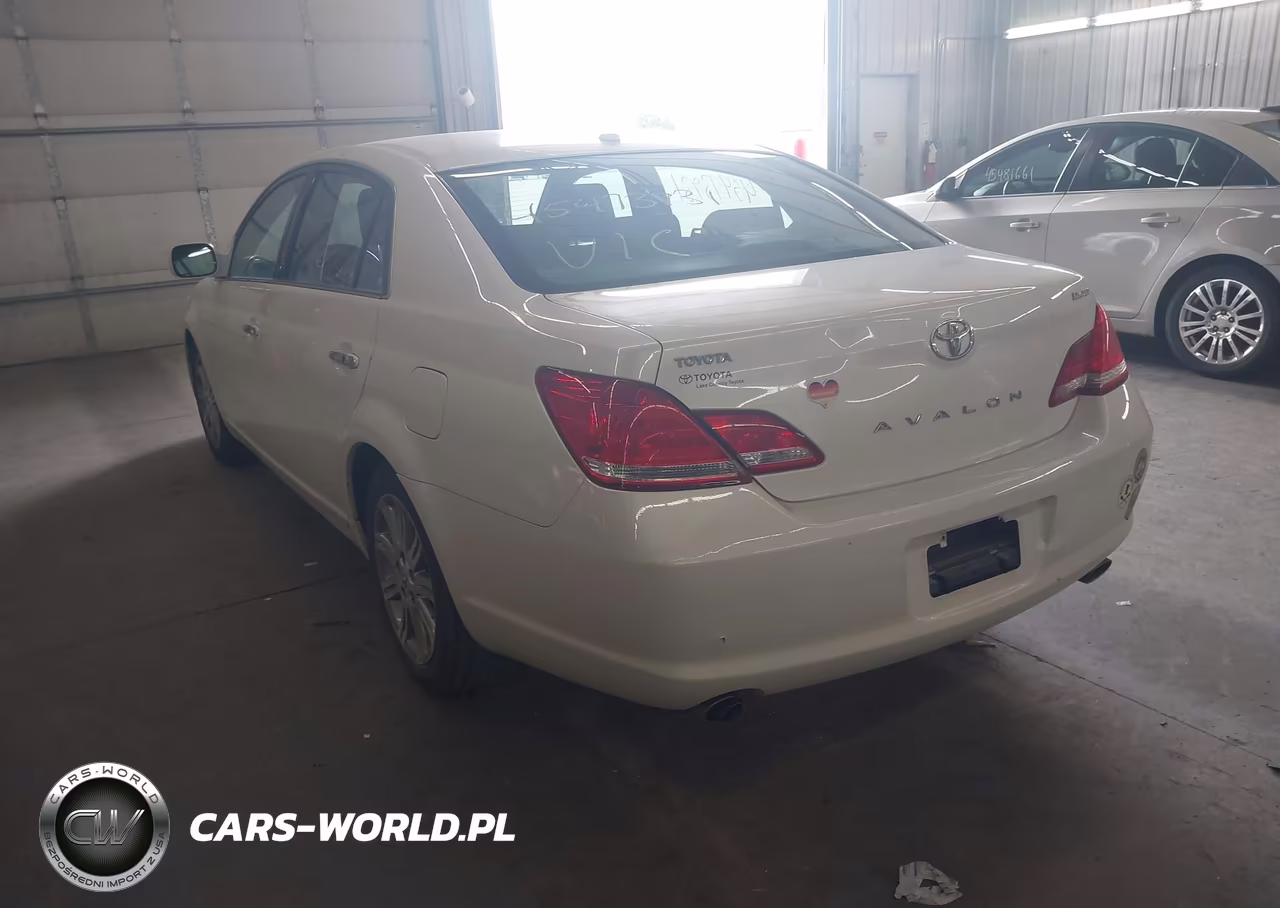 2010 Toyota Avalon Limited VIN:4T1BK3DB7AU365913 - 3