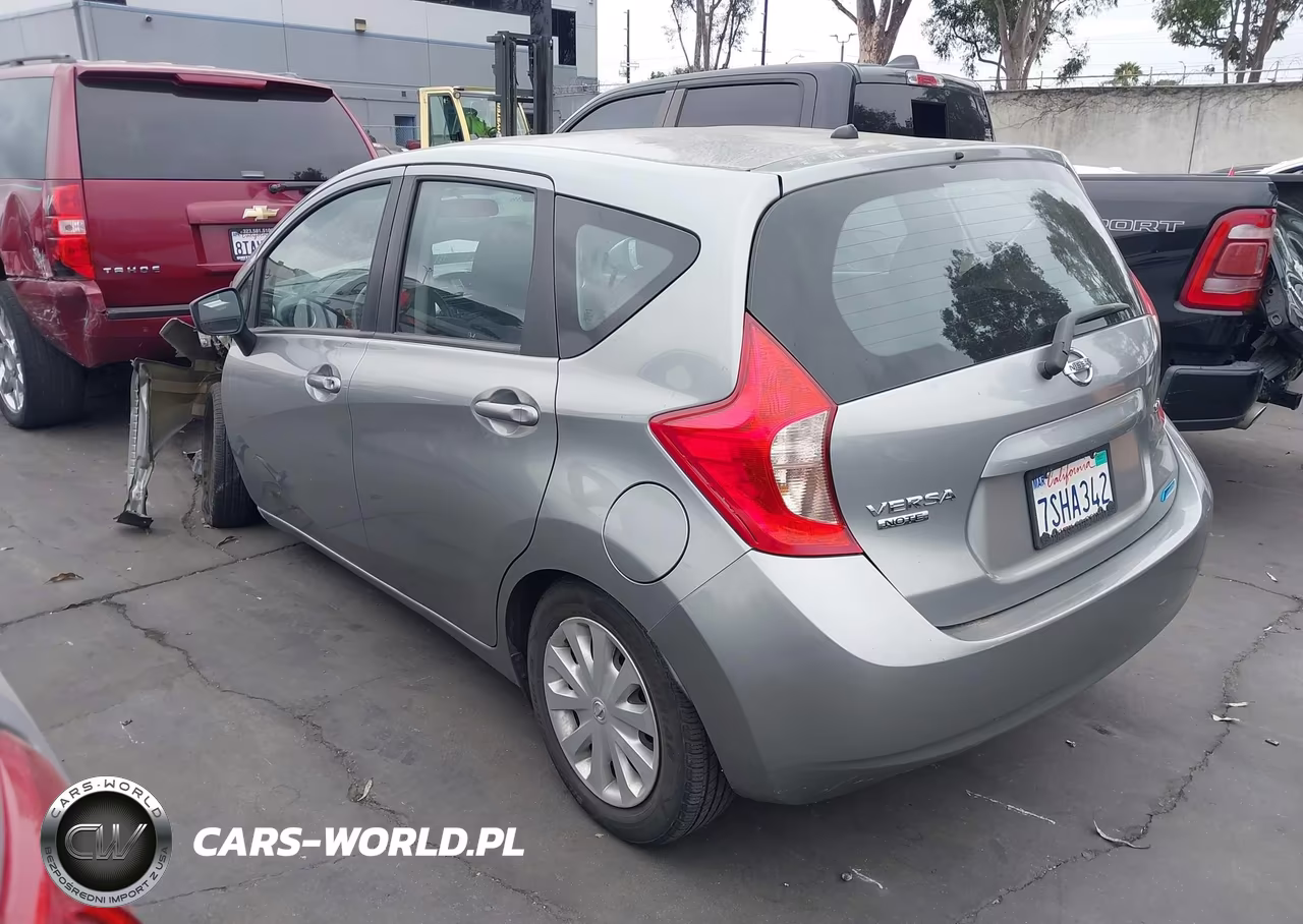 2015 Nissan Versa Note S (Sr)-S Plus-Sl-Sr-Sv VIN:3N1CE2CP5FL379174 - 3