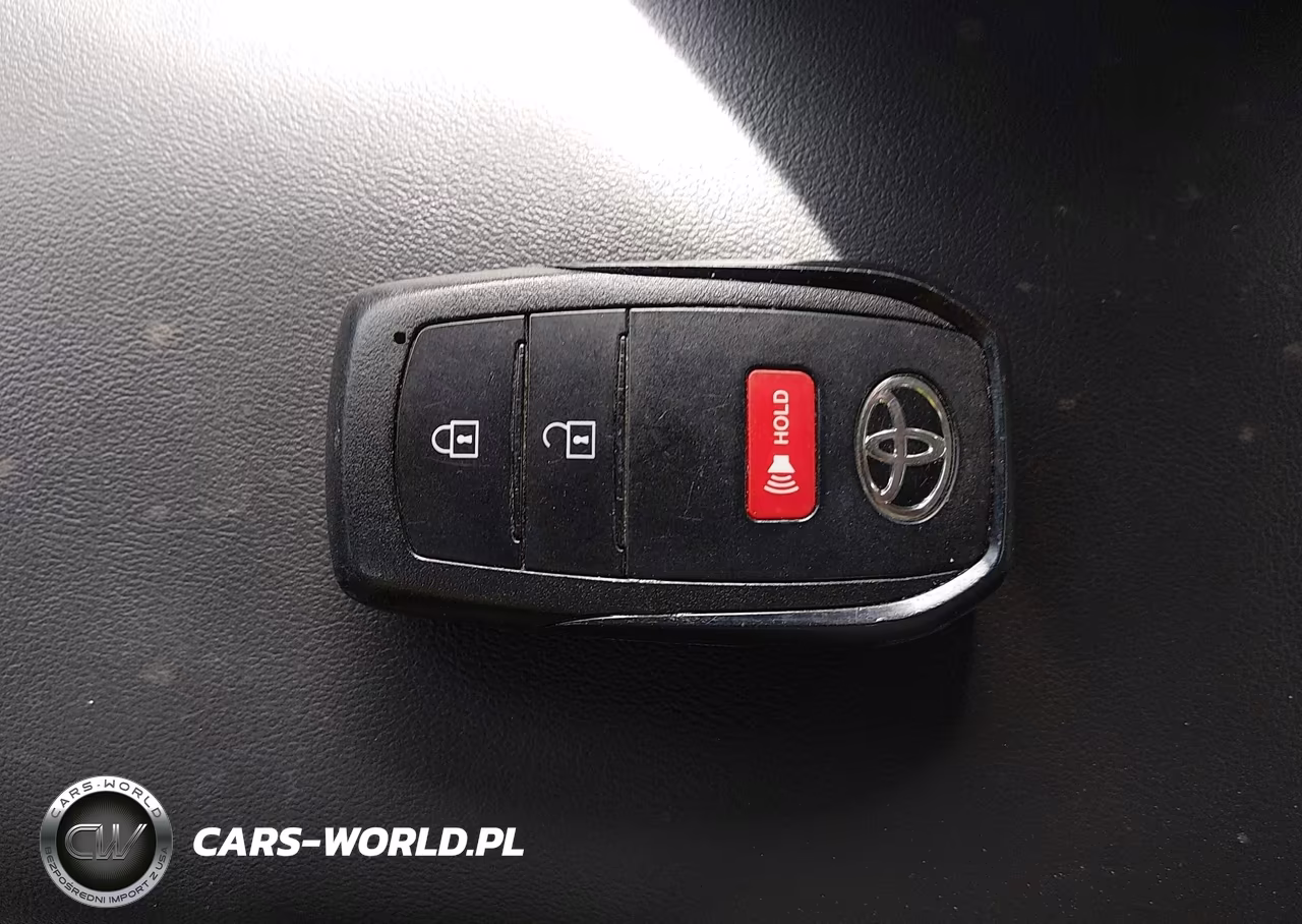 2024 Toyota Prius Le VIN:JTDACAAU4R3033419 - 11