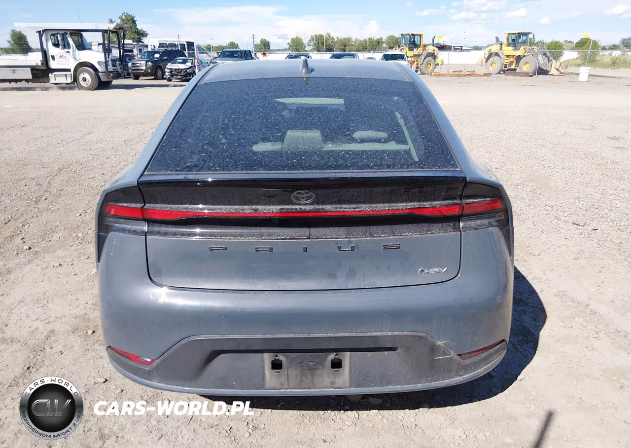 2024 Toyota Prius Le VIN:JTDACAAU4R3033419 - 16