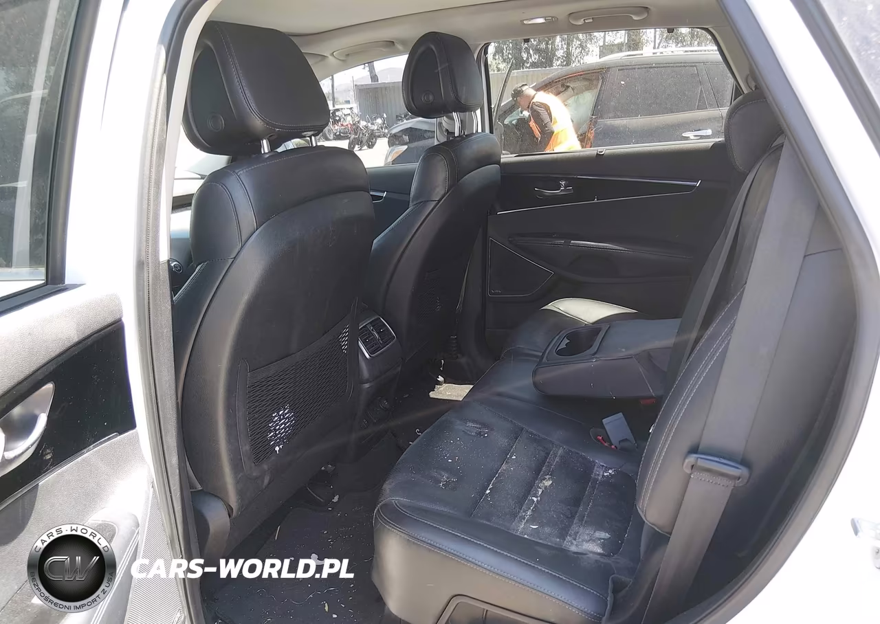 2016 Kia Sorento 3.3L Sx VIN:5XYPK4A58GG117243 - 8