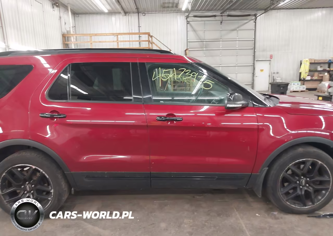 2016 Ford Explorer Sport VIN:1FM5K8GT0GGB67082 - 14