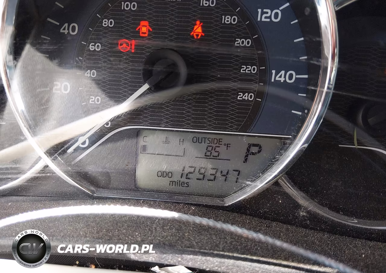 2016 Toyota Corolla Le VIN:5YFBURHE3GP474154 - 15