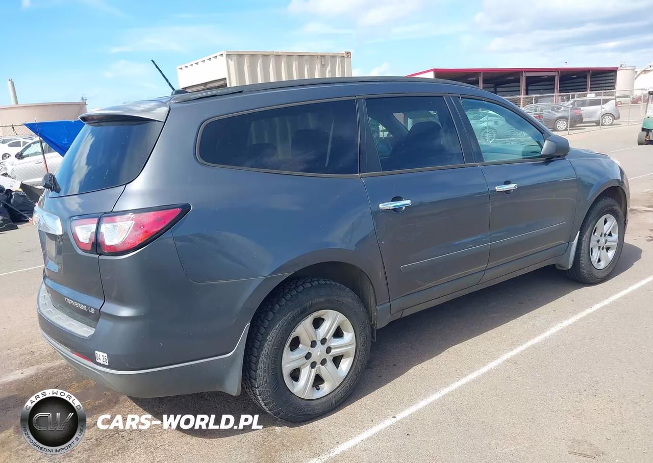 2013 Chevrolet Traverse Ls VIN:1GNKRFED8DJ103753 - 4