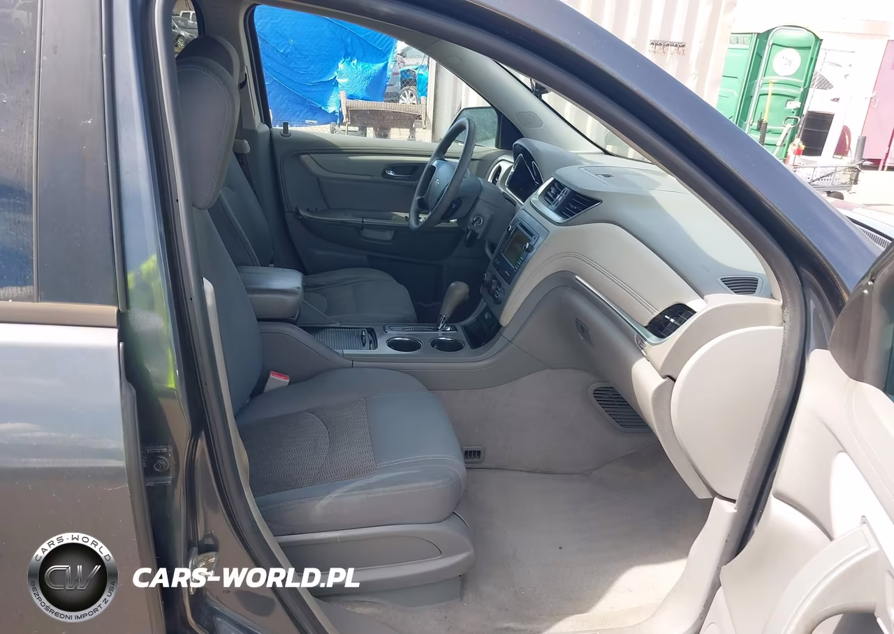 2013 Chevrolet Traverse Ls VIN:1GNKRFED8DJ103753 - 5