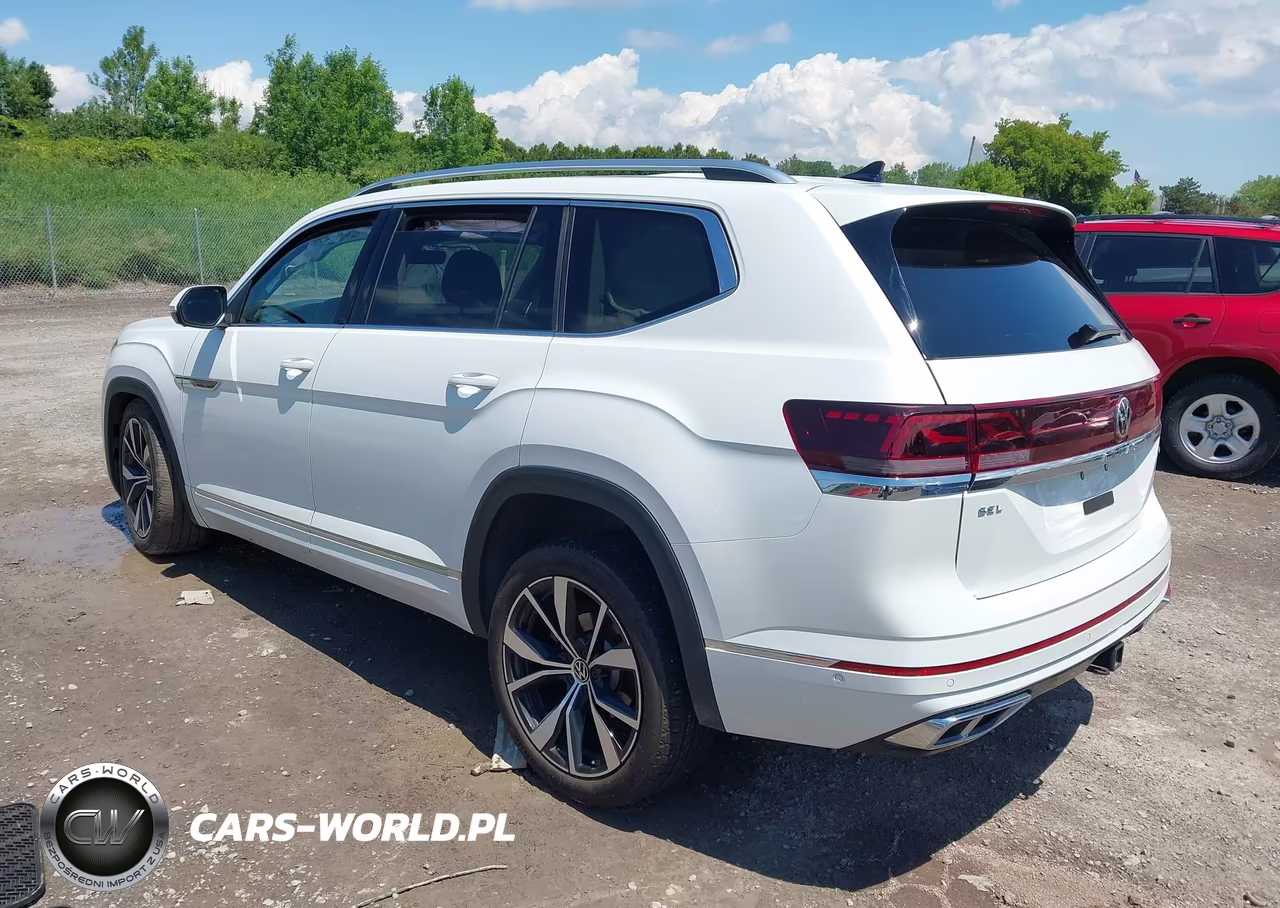 2025 Volkswagen Atlas 2.0T Sel Premium R-Line VIN:1V2FR2CA2SC504937 - 3