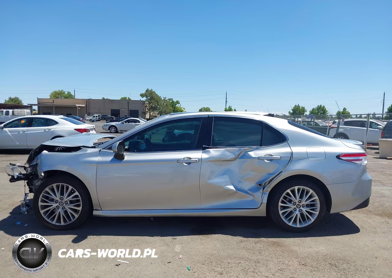 2018 Toyota Camry Xle V6 VIN:4T1BZ1HK5JU002956 - 14