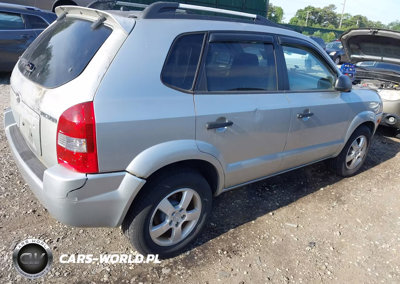 2007 Hyundai Tucson Gls VIN:KM8JM12B67U588787 - 4