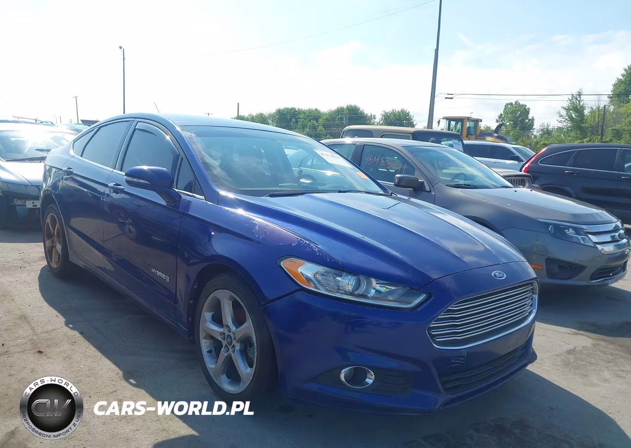 2013 Ford Fusion Hybrid Se – zdjęcie 1 z 11