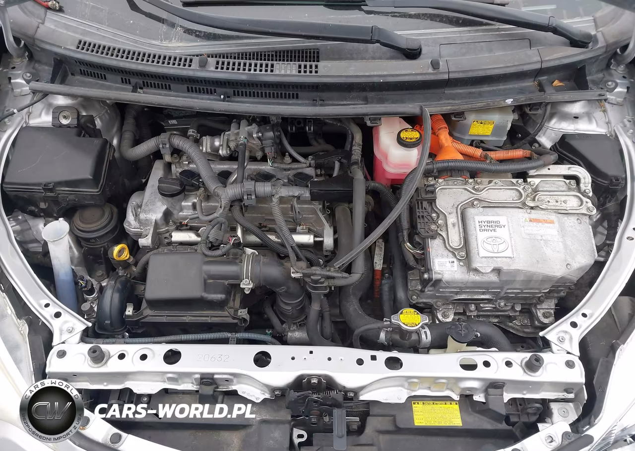2012 Toyota Prius C Two VIN:JTDKDTB35C1010513 - 10