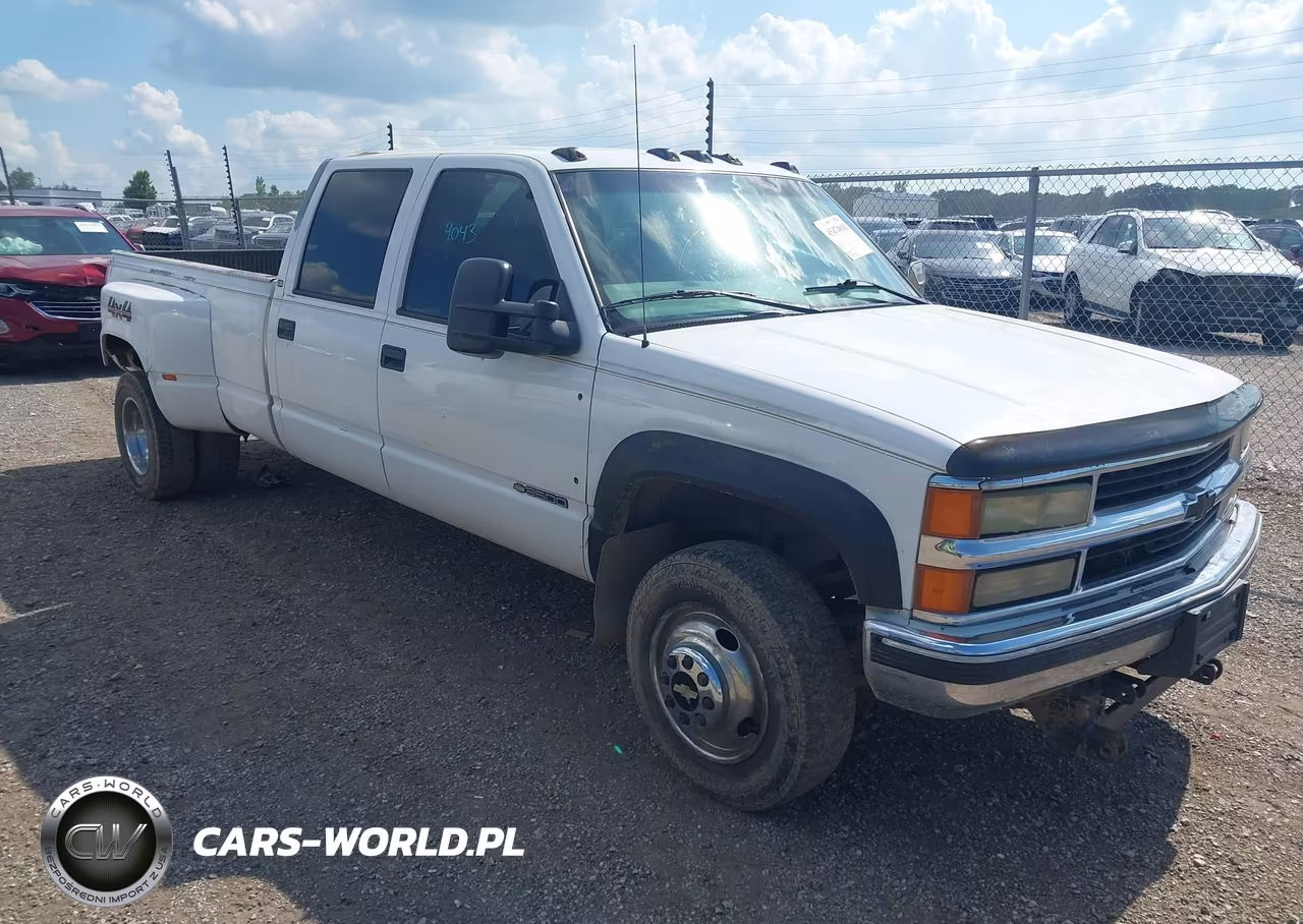 1999 Chevrolet C-K 3500 VIN:1GCHK33J0XF066185 - 1